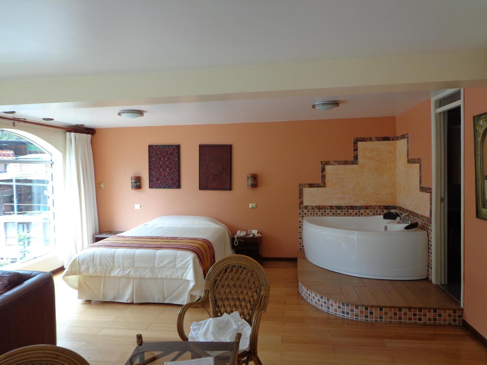 Hotel Taypikala Machupicchu Kültér fotó